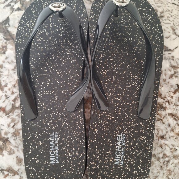 Michael Kors Black straps flip flops  size‎ 10 - Picture 3 of 7